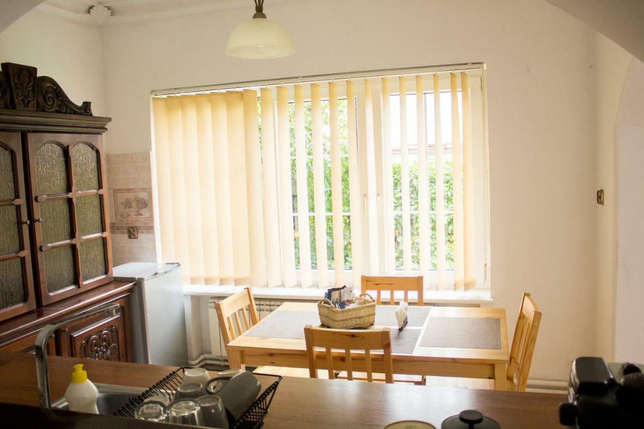Magic Garden Hostel Kalisz  Bagian luar foto